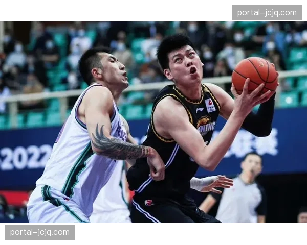 辽宁篮板统治力解析 场均13.3前场板构建二次进攻体系 辽宁篮板统治力解析 场均13.3前场板构建二次进攻体系