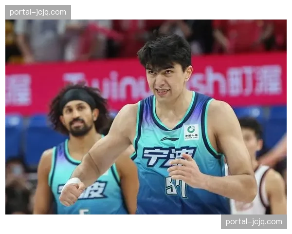 宁波町渥团队篮球理念突出 五人场均得分上双 宁波町渥团队篮球理念突出 五人场均得分上双